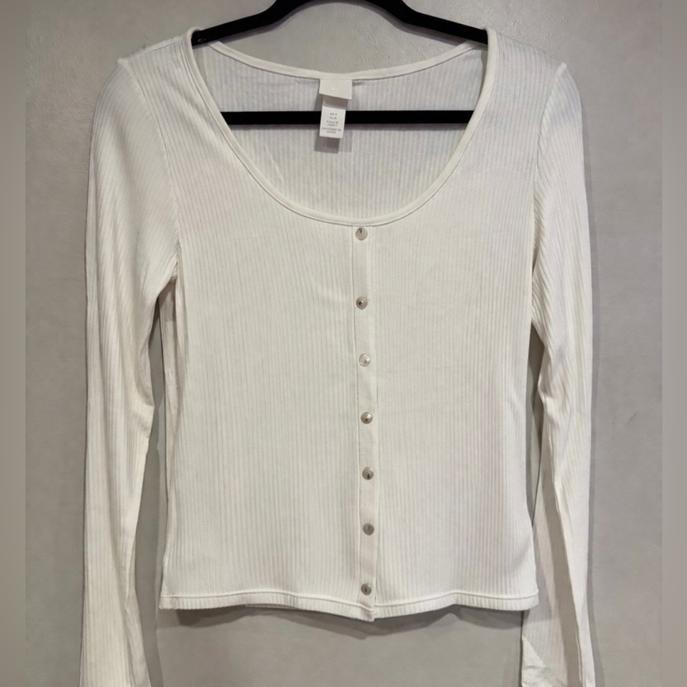 H&M Scoop Neck Button-Down Long Sleeve White Top Women's Size Medium